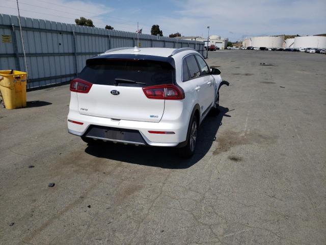 KNDCB3LC5J5201475 KIA NIRO FE