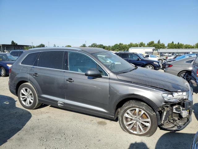 VIN WA1LAAF73KD006756 2019 Audi Q7, Premium Plus no.4