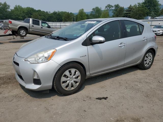 2014 Toyota Prius c 