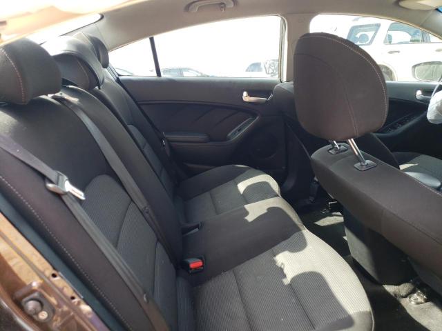 3KPFK4A7XJE180832 KIA FORTE LX