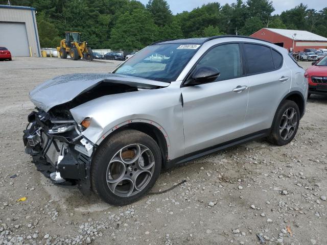 2021 Alfa Romeo Stelvio Sport