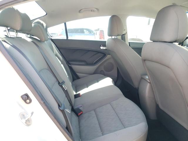 KNAFK4A6XE5137677 KIA FORTE LX