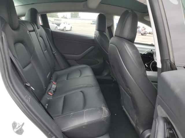 5YJ3E1EB3JF120621 Tesla MODEL 3