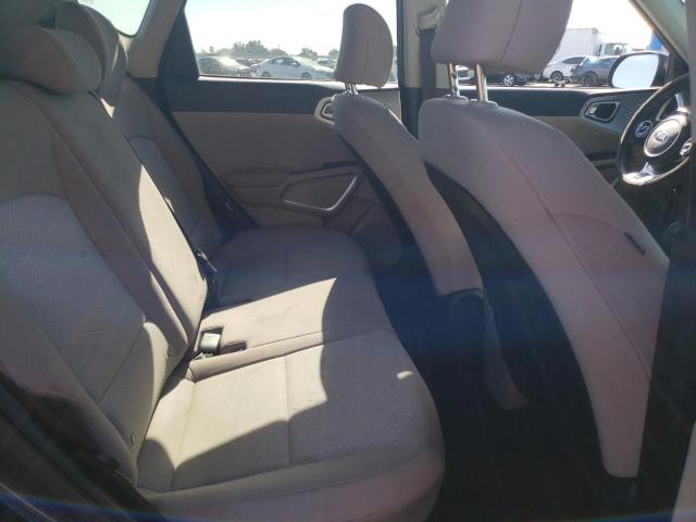 KNDJ23AU0L7064858 KIA SOUL LX
