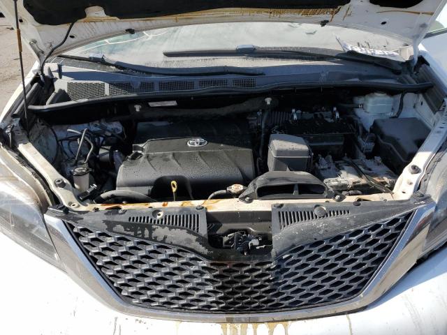5TDKK3DC5FS630997 Toyota SIENNA LE