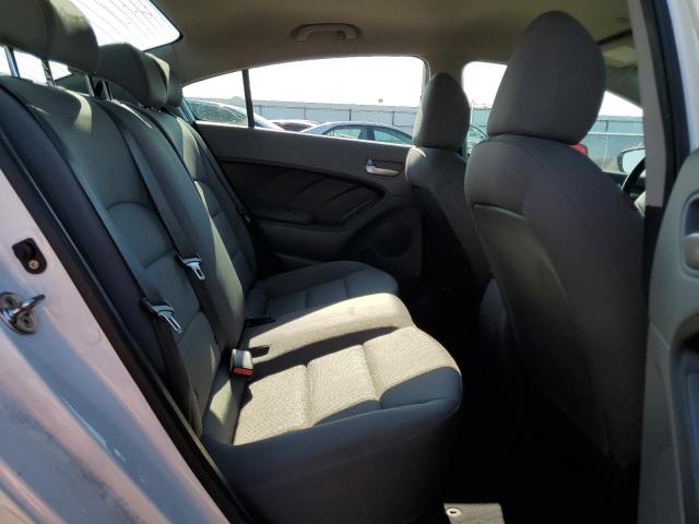 3KPFK4A74JE220256 KIA FORTE LX