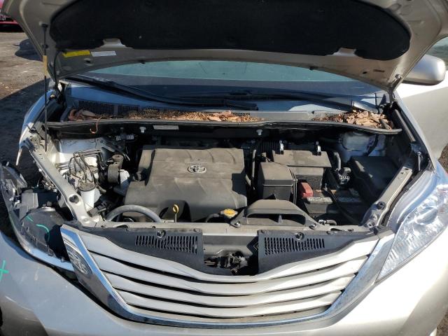 5TDJK3DC5FS113310 Toyota SIENNA LE
