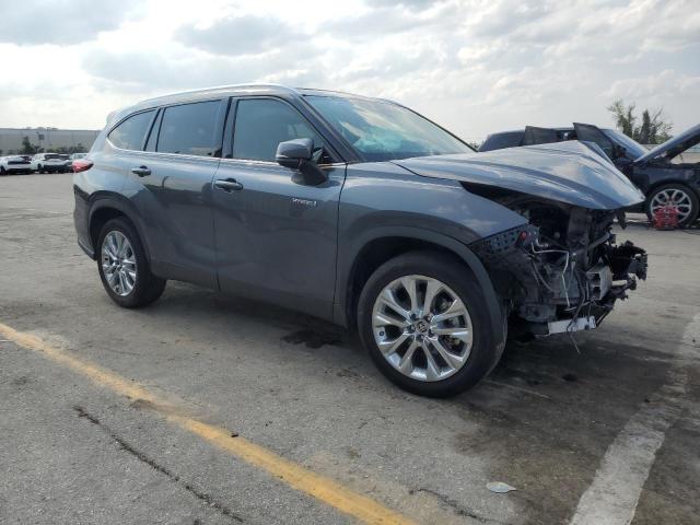 VIN 5TDYARAH8LS004324 2020 Toyota Highlander, Hybri... no.4