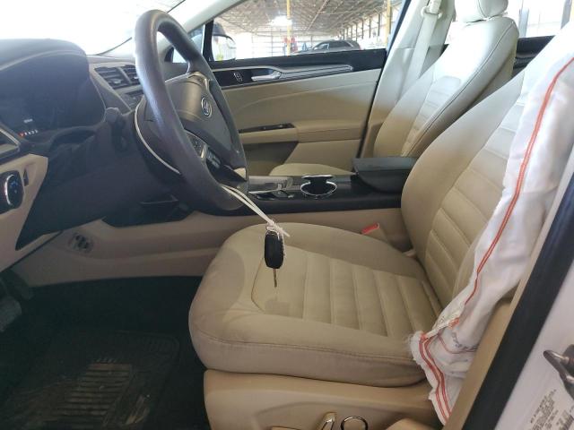 3FA6P0HD2FR228352 Ford FUSION SE