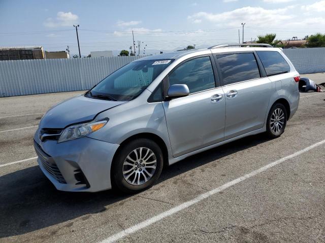 2019 Toyota Sienna XLE