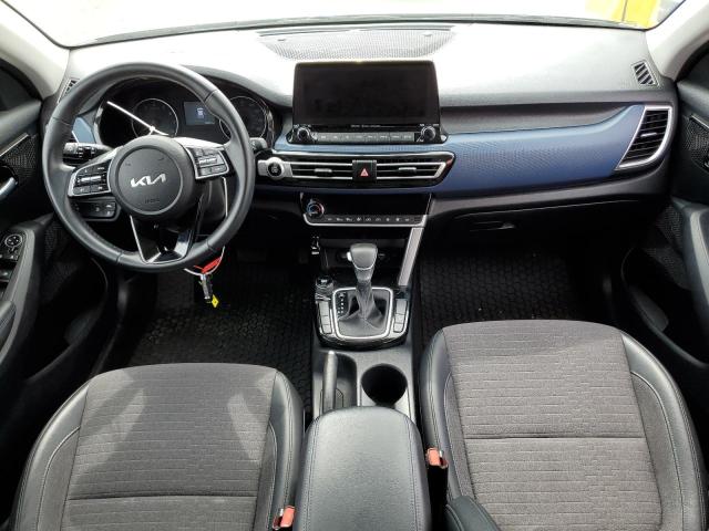 KNDEU2AA6N7238446 KIA SELTOS S
