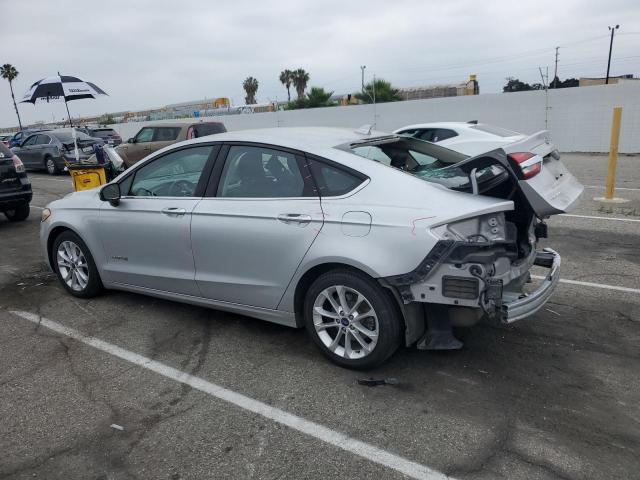3FA6P0LU7KR154122 Ford FUSION SE