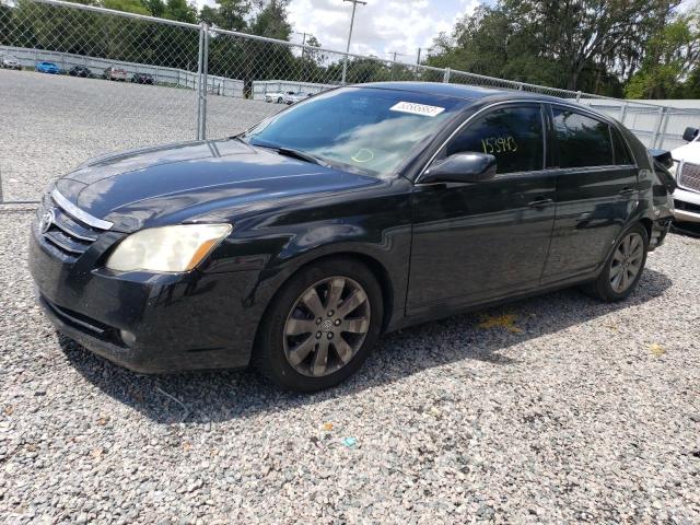 2005 Toyota Avalon XL