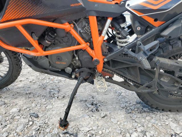 2018 KTM 1290 SUPER - VBKV59403JM981956