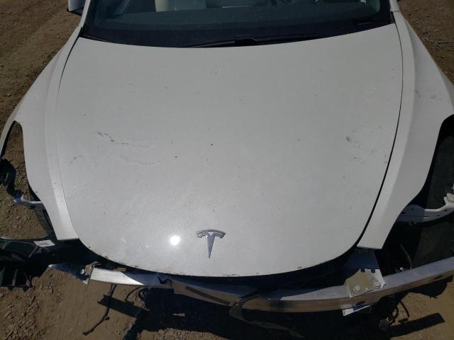 5YJ3E1EB0NF139102 Tesla MODEL 3