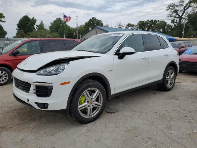 2016 Porsche Cayenne S E-Hybrid