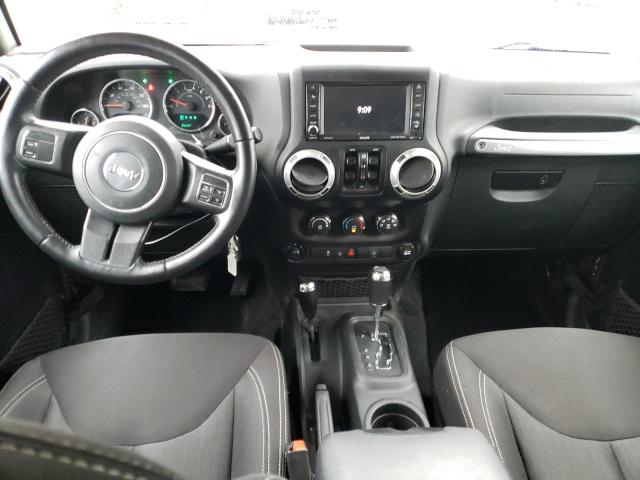 1C4HJWEGXJL873005 Jeep Wrangler Unlimited Sahara