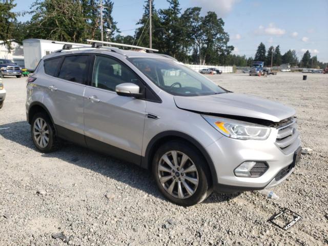 1FMCU9J98HUA95930 Ford Escape Titanium