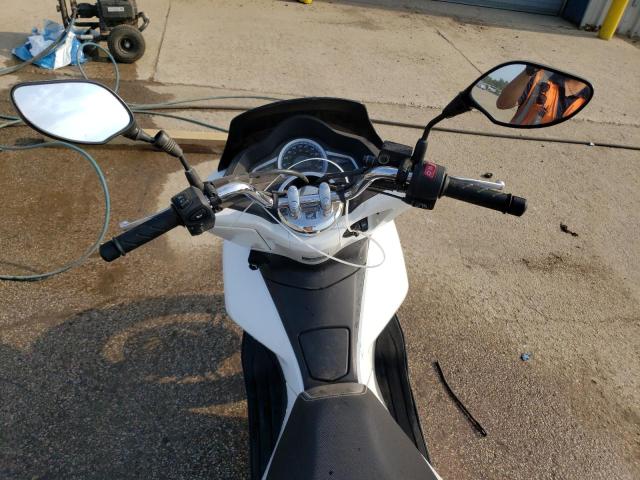 2015 HONDA PCX 150 RLHKF1809FY002163