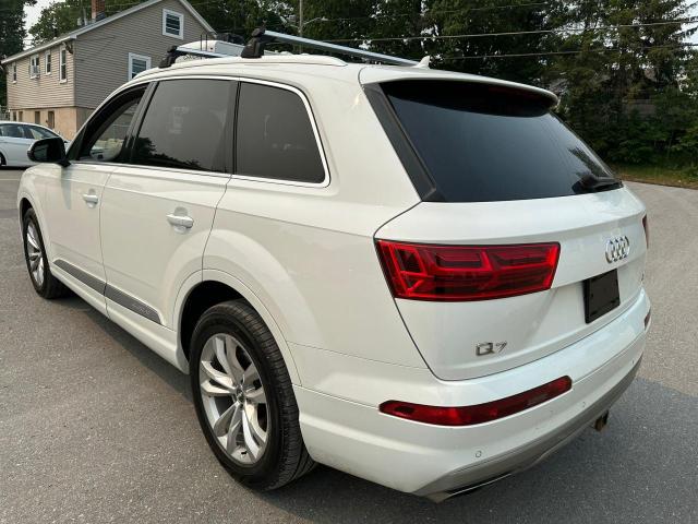 WA1LAAF71HD017635 2017 AUDI Q7, photo no. 2