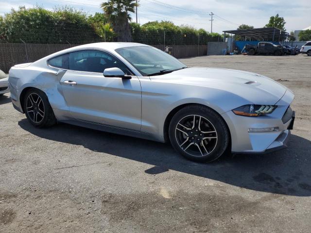 1FA6P8TH6J5118165 Ford MUSTANG