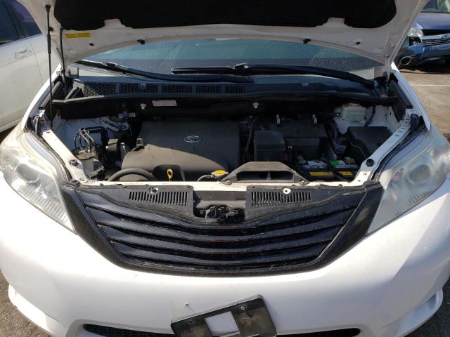 5TDZK3DC1GS693479 Toyota SIENNA