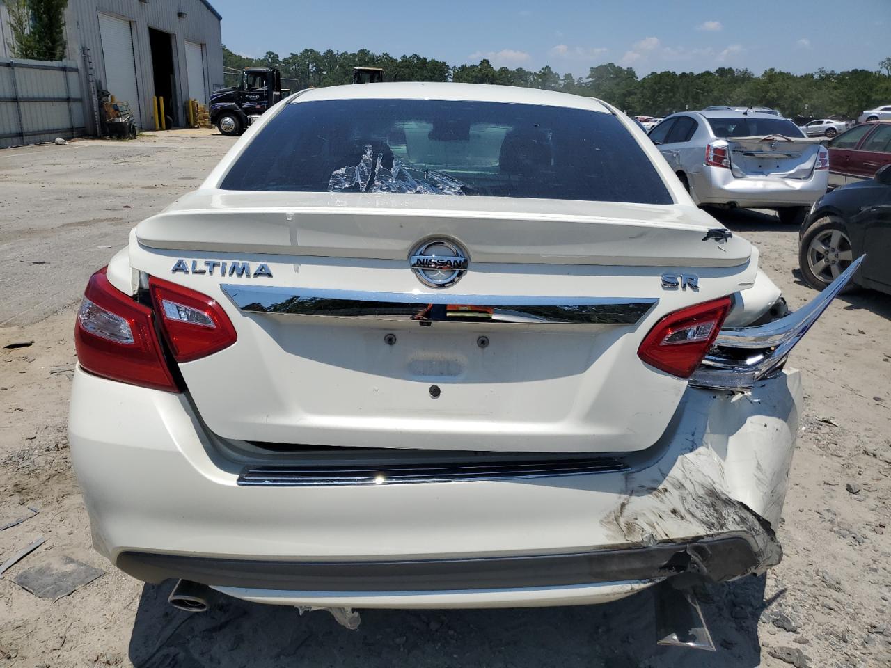 VIN: 1N4BL3AP5GC248921 2016 NISSAN ALTIMA