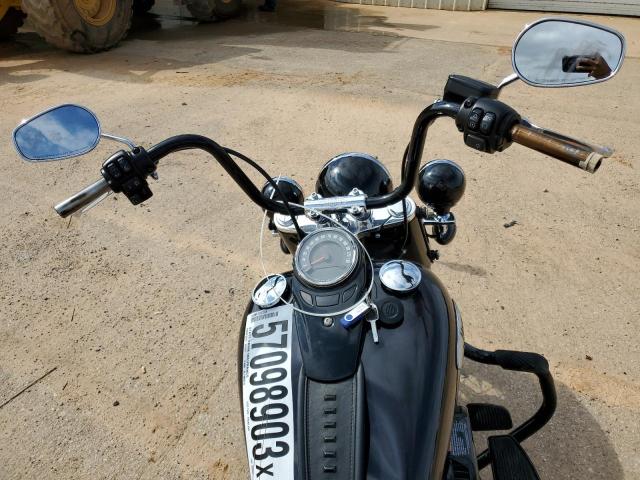 2021 HARLEY-DAVIDSON FLHCS 1HD1YBK19MB046692