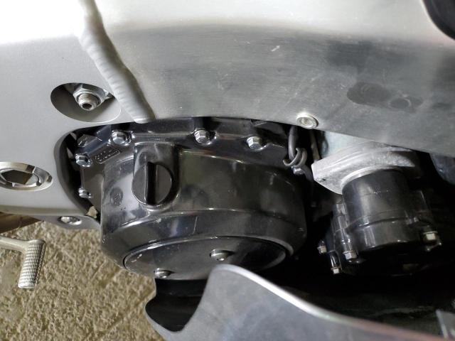 2006 SUZUKI GSX1300 R JS1GW71A462101692