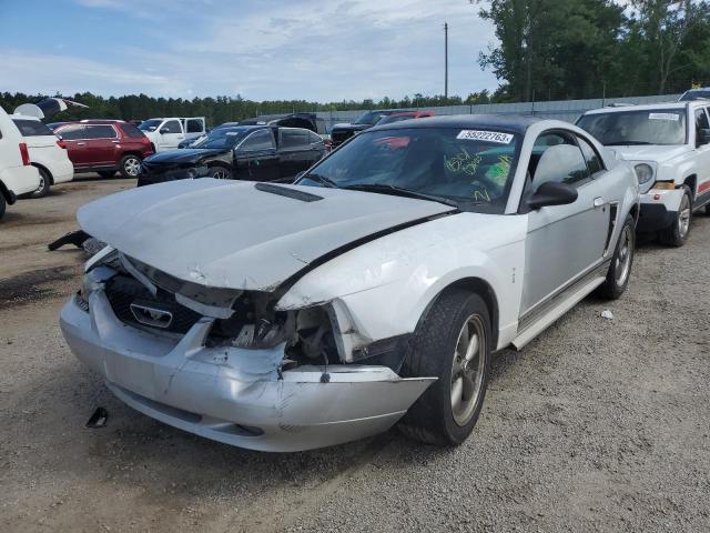 2000 Ford Mustang 