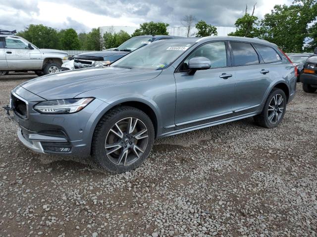 2017 Volvo V90 Cross Country 