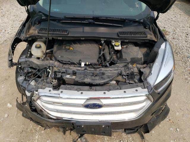 1FMCU0GDXJUD17011 Ford ESCAPE SE