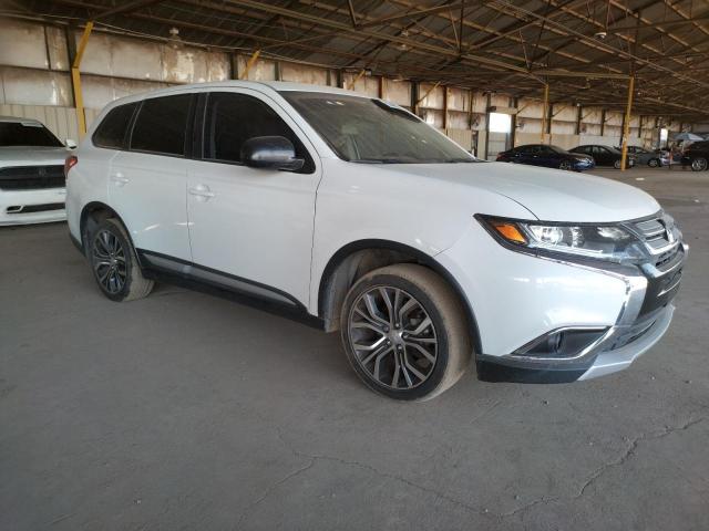 JA4AD2A3XGZ064916 Mitsubishi Outlander Es