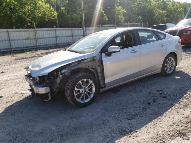 3FA6P0HD9KR275534 Ford Fusion SE