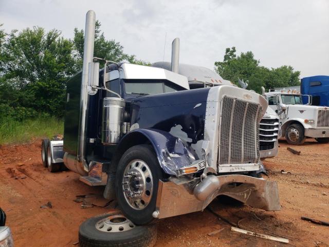 Salvage/Wrecked Peterbilt Trucks for Sale