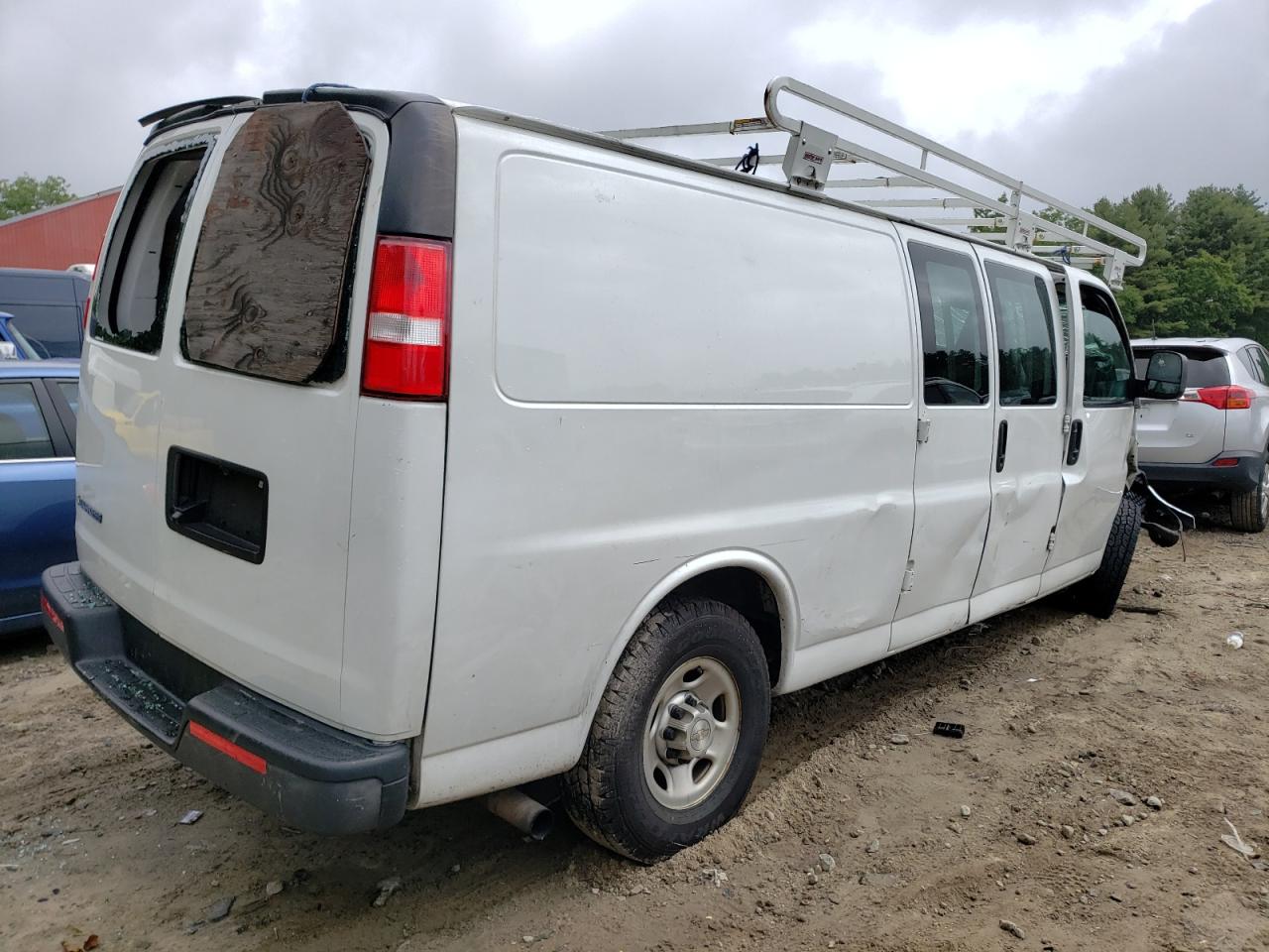 1GCWGBFG1K1331950 Chevrolet Express G2 3