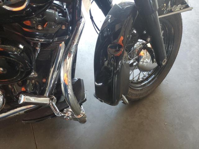 2019 HARLEY-DAVIDSON FLHC 1HD1YAJ23KB033888