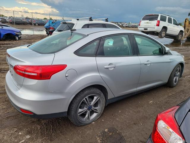 1FADP3F21JL240798 Ford FOCUS SE