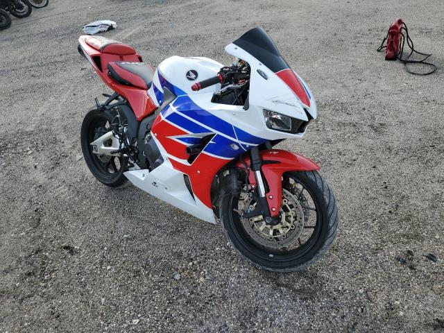 2014 Honda Cbr600 Rr VIN: JH2PC4009EK700079 Lot: 50154474