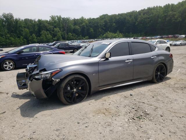 Infiniti Q70L
