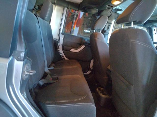 1C4BJWEGXEL109764 Jeep Wrangler Unlimited Sahara