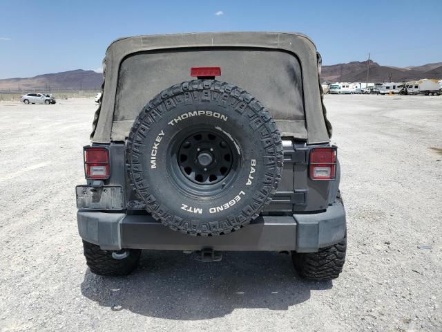 1C4BJWDGXHL624043 Jeep Wrangler Unlimited Sport