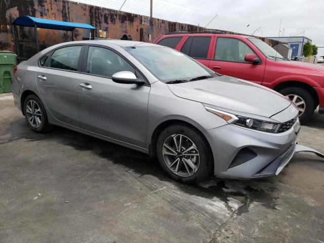 3KPF24AD4PE519941 KIA FORTE LX