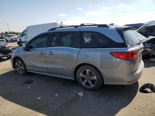 5FNRL6H83JB033122 2018 HONDA ODYSSEY, photo no. 2