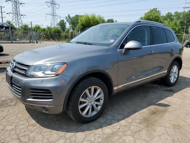 2014 Volkswagen Touareg 