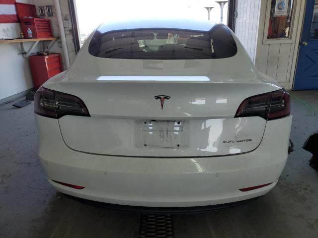 5YJ3E1EB8JF067141 Tesla MODEL 3