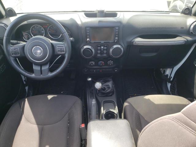 1C4BJWDG1EL257593 Jeep Wrangler Unlimited Sport