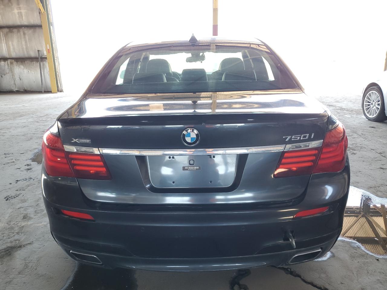 2015 BMW 750 Xi vin: WBAYB6C52FD225364