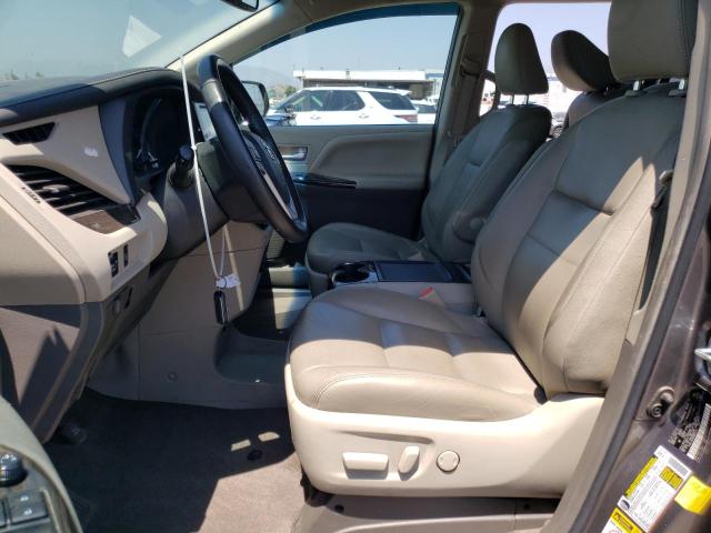 5TDYZ3DC9HS872216 Toyota SIENNA XLE
