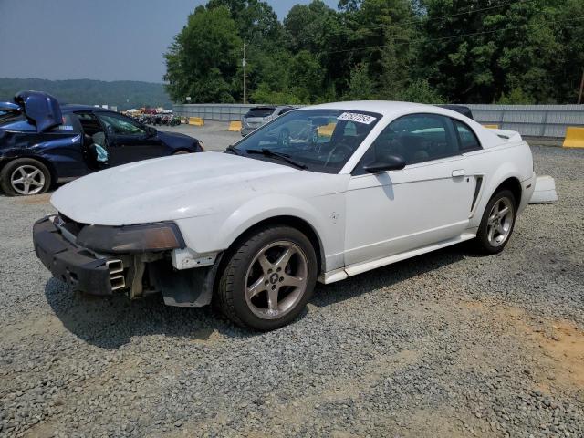 2000 Ford Mustang 